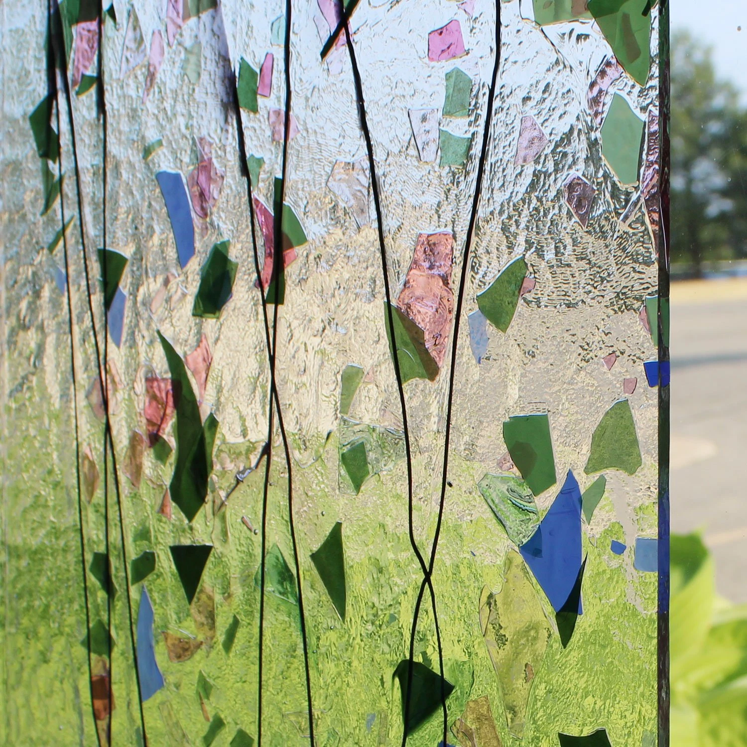 Bullseye Blue, Green, Aqua And Pink On Clear Fracture-Streamer - 90 COE 3 Bullseye Blue, Green, Aqua And Pink On Clear Fracture-Streamer - 90 COE - Image 3