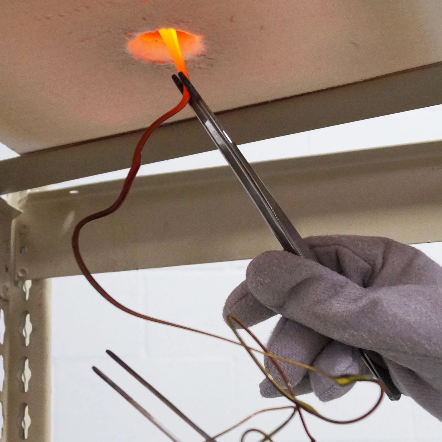 V8 Vitrigraph Kiln Base With Hole 2 V8 Vitrigraph Kiln Base With Hole - Image 2